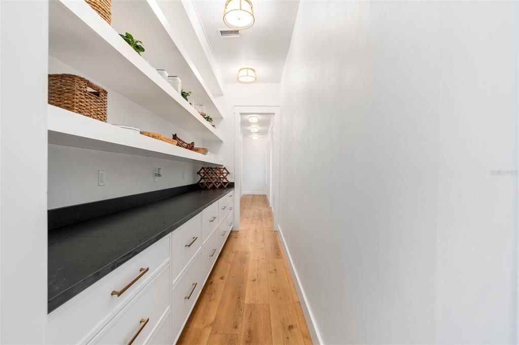 For Sale: $1,795,000 (4 beds, 3 baths, 3913 Square Feet)