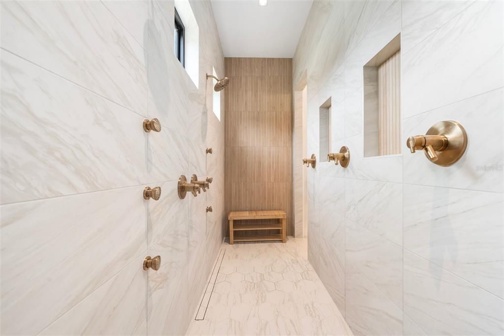 For Sale: $1,795,000 (4 beds, 3 baths, 3913 Square Feet)