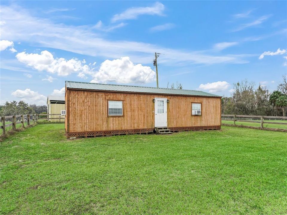 For Sale: $850,000 (5 beds, 3 baths, 3528 Square Feet)