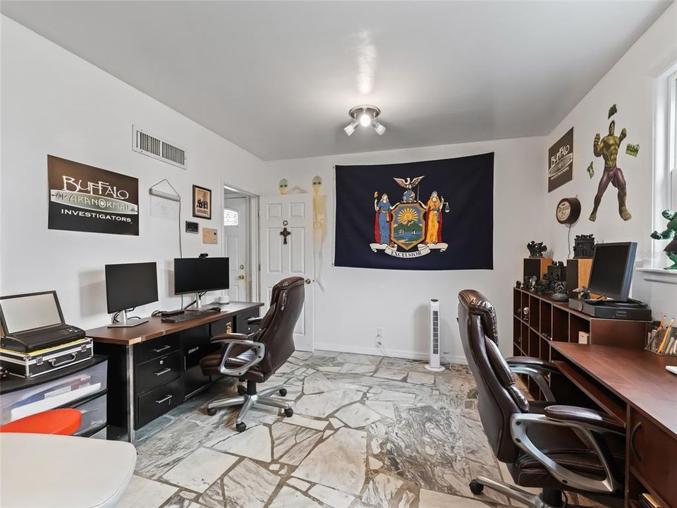 For Sale: $850,000 (5 beds, 3 baths, 3528 Square Feet)