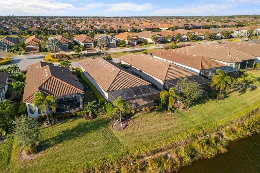 Activo con contrato: $749,000 (3 camas, 2 baños, 1918 Pies cuadrados)