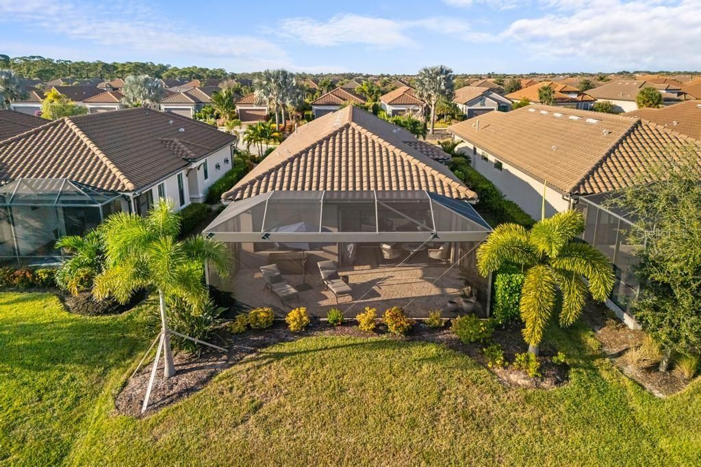 Activo con contrato: $749,000 (3 camas, 2 baños, 1918 Pies cuadrados)