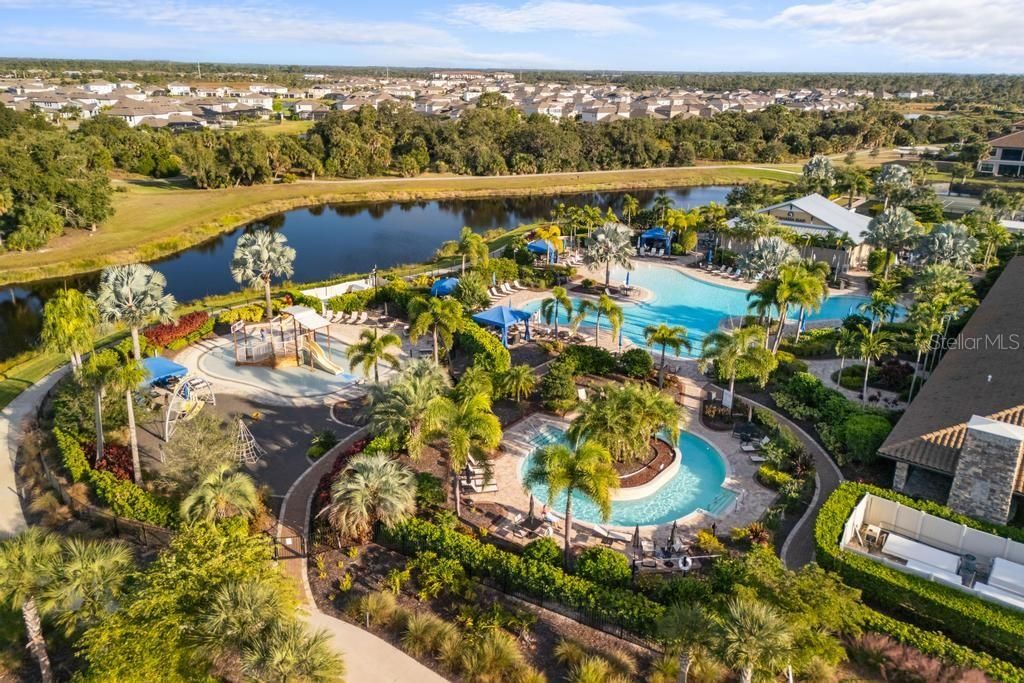 Activo con contrato: $749,000 (3 camas, 2 baños, 1918 Pies cuadrados)