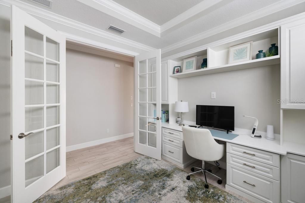 Activo con contrato: $749,000 (3 camas, 2 baños, 1918 Pies cuadrados)