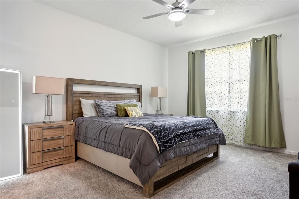 For Rent: $3,600 (4 beds, 2 baths, 2894 Square Feet)