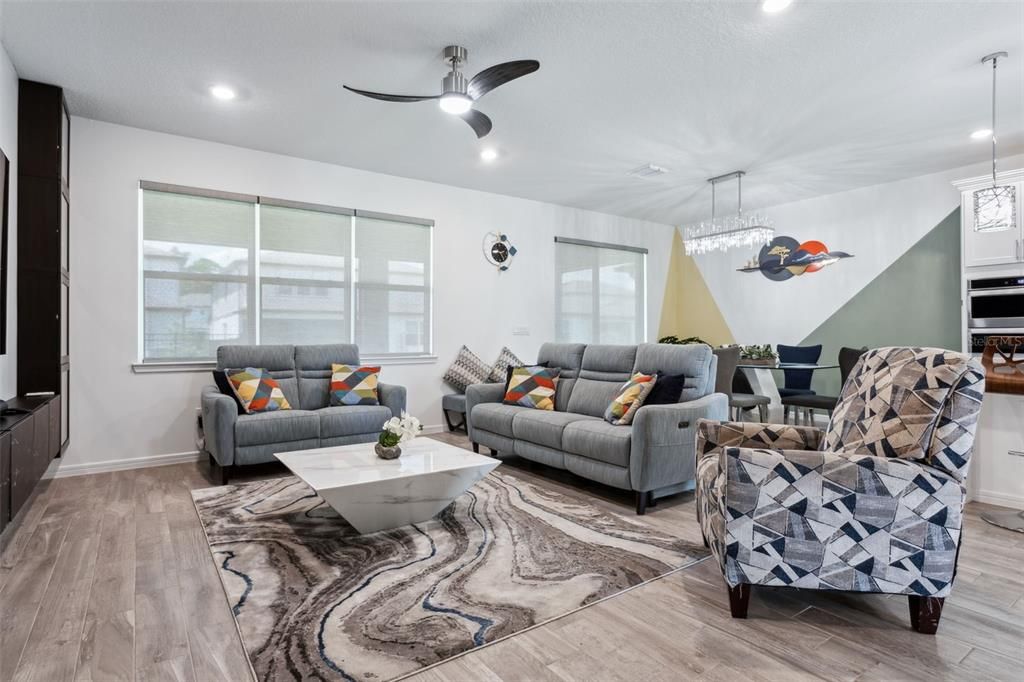 For Rent: $3,600 (4 beds, 2 baths, 2894 Square Feet)