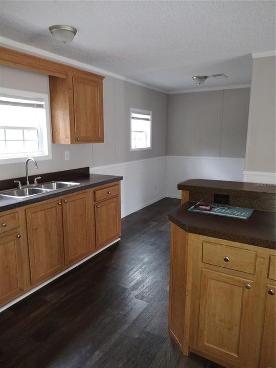 For Sale: $225,000 (3 beds, 2 baths, 1120 Square Feet)