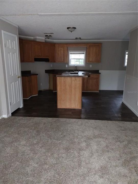 For Sale: $225,000 (3 beds, 2 baths, 1120 Square Feet)