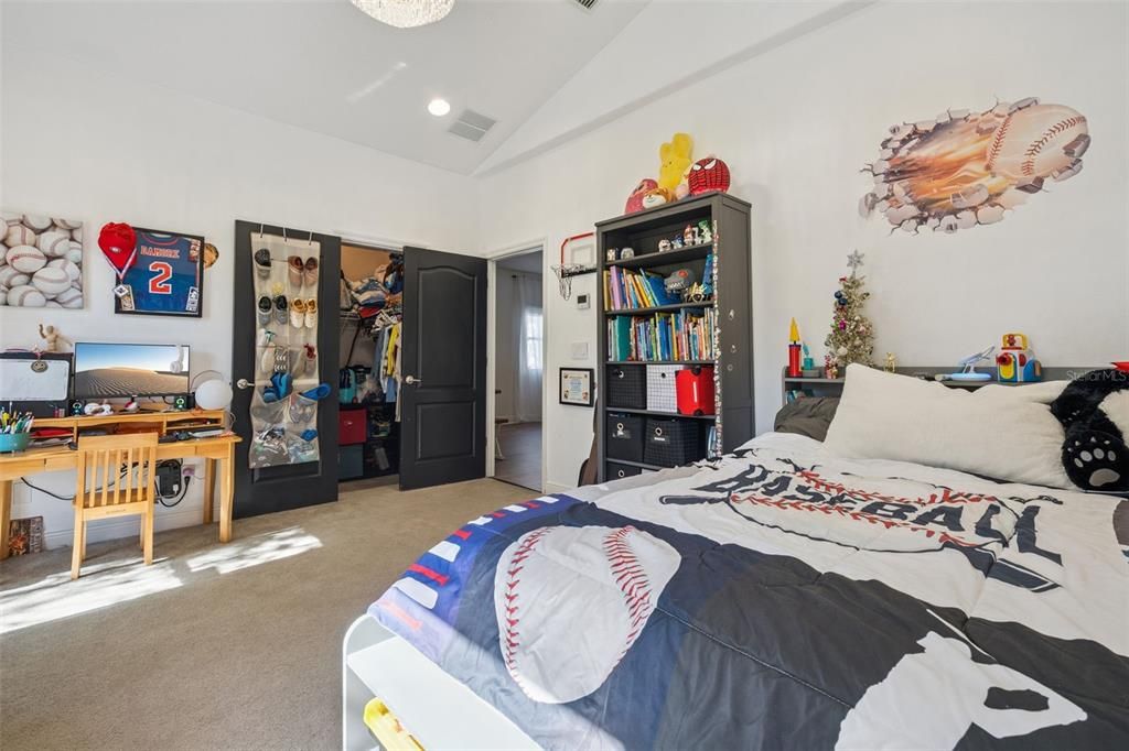 For Sale: $744,999 (4 beds, 2 baths, 3593 Square Feet)