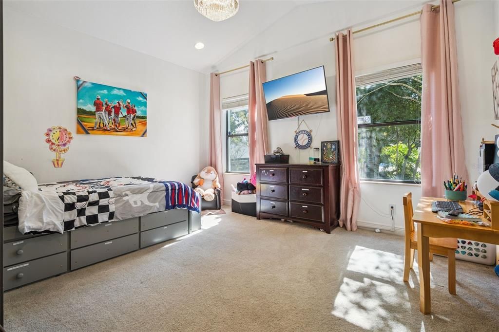 For Sale: $744,999 (4 beds, 2 baths, 3593 Square Feet)