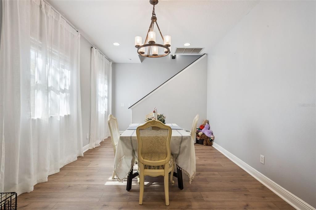 For Sale: $744,999 (4 beds, 2 baths, 3593 Square Feet)