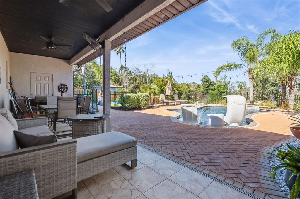 For Sale: $744,999 (4 beds, 2 baths, 3593 Square Feet)