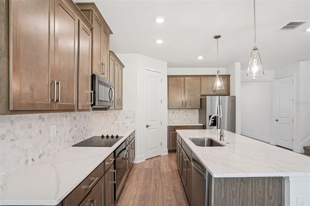 For Sale: $506,990 (5 beds, 4 baths, 3000 Square Feet)