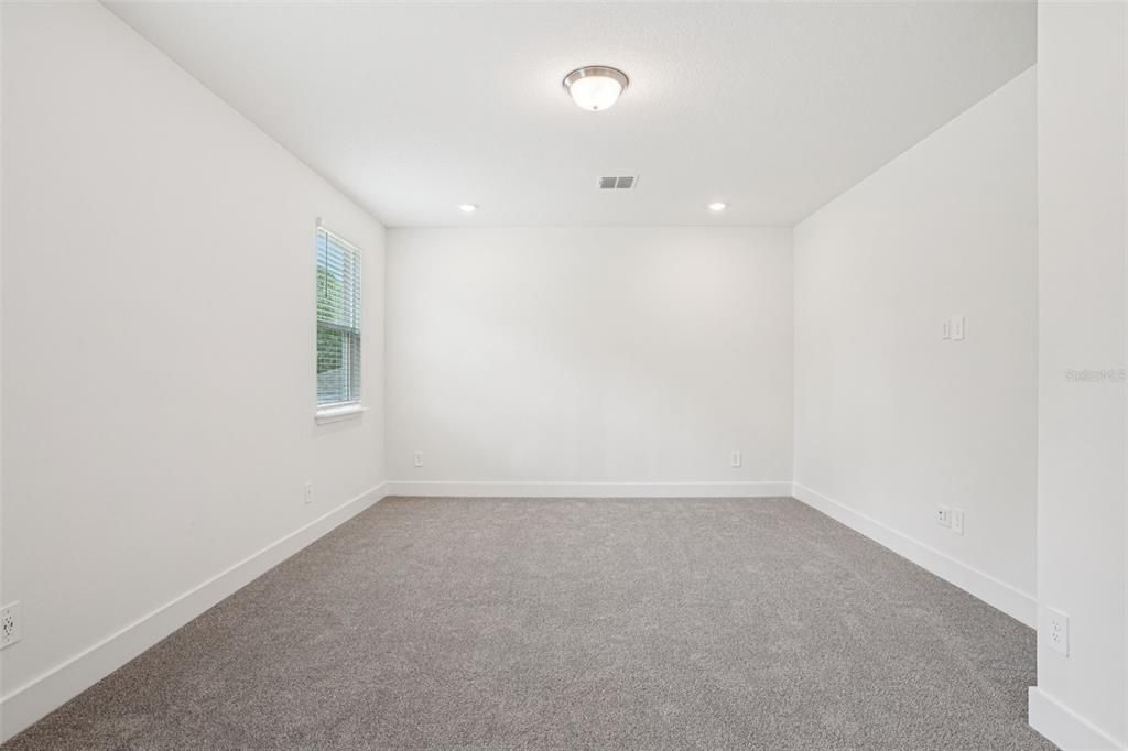 For Sale: $506,990 (5 beds, 4 baths, 3000 Square Feet)