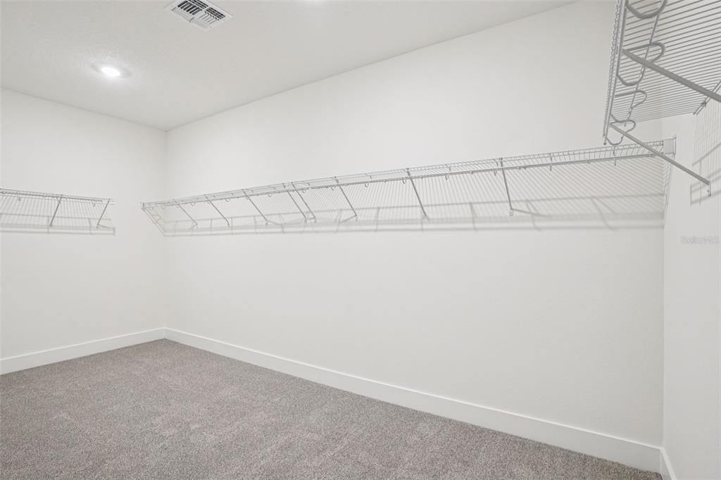 For Sale: $506,990 (5 beds, 4 baths, 3000 Square Feet)