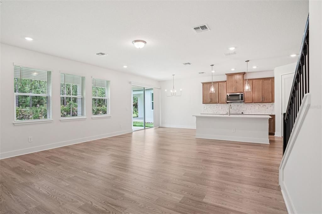 For Sale: $506,990 (5 beds, 4 baths, 3000 Square Feet)