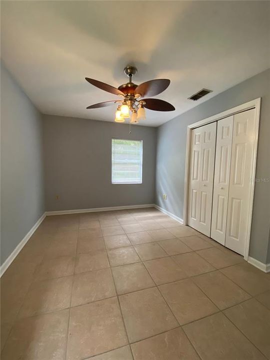 В аренду: $1,800 (3 спален, 2 ванн, 1297 Квадратных фут)