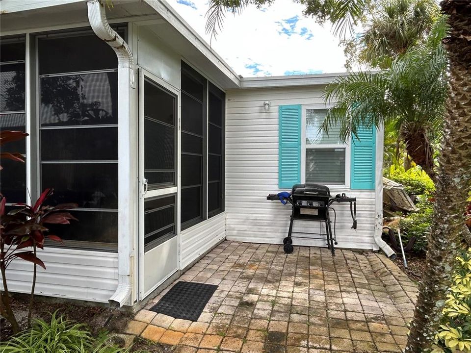 For Sale: $275,000 (3 beds, 2 baths, 1810 Square Feet)