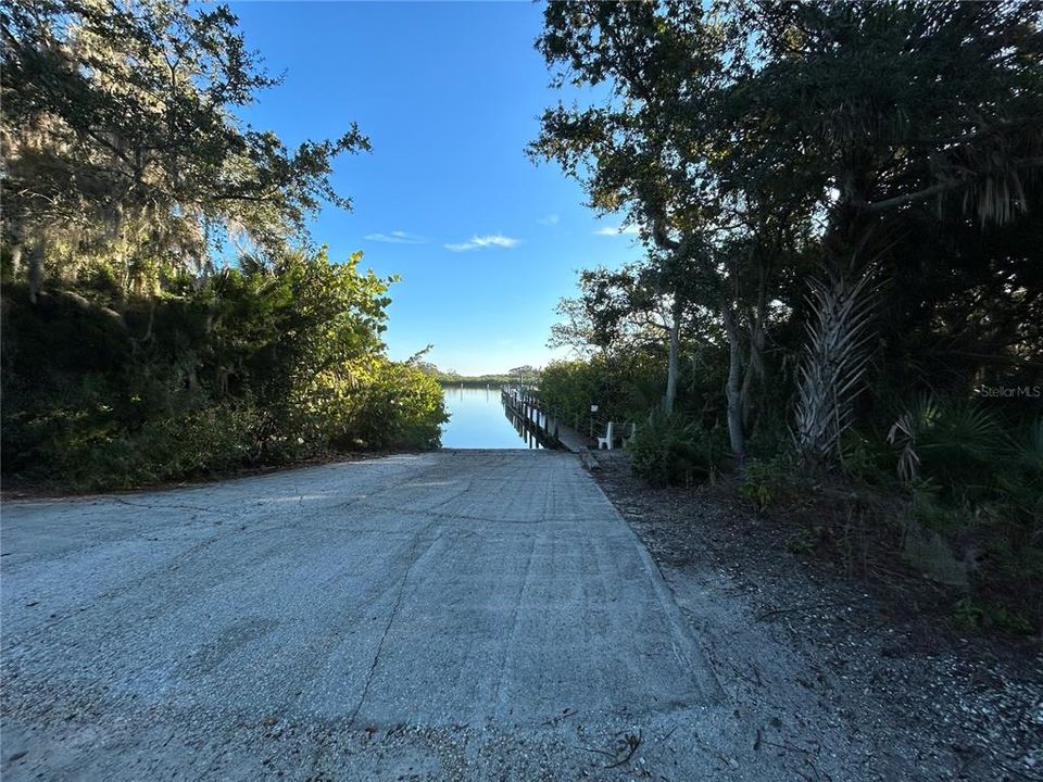 For Sale: $275,000 (3 beds, 2 baths, 1810 Square Feet)