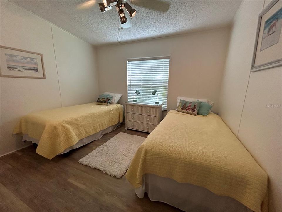 For Sale: $275,000 (3 beds, 2 baths, 1810 Square Feet)