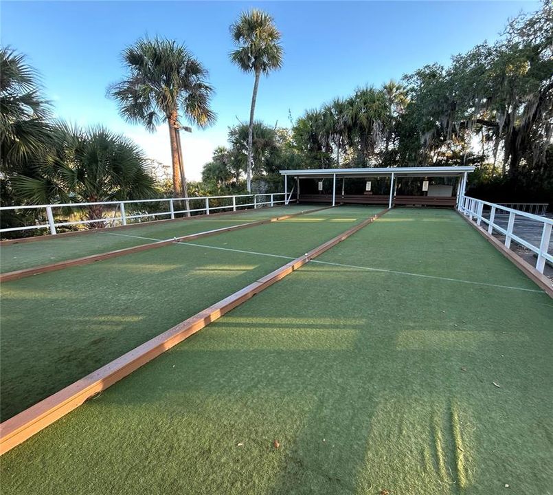 For Sale: $275,000 (3 beds, 2 baths, 1810 Square Feet)