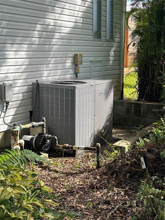 For Sale: $275,000 (3 beds, 2 baths, 1810 Square Feet)