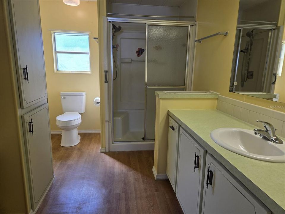 For Sale: $115,000 (2 beds, 2 baths, 1676 Square Feet)