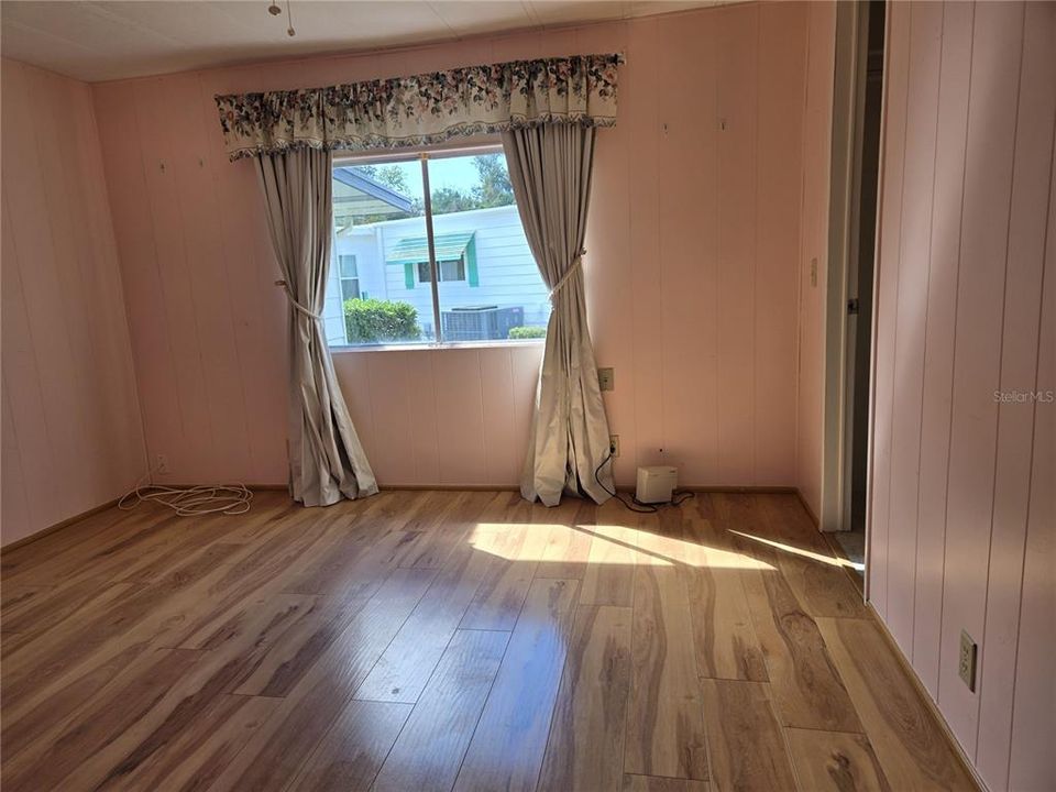 For Sale: $115,000 (2 beds, 2 baths, 1676 Square Feet)