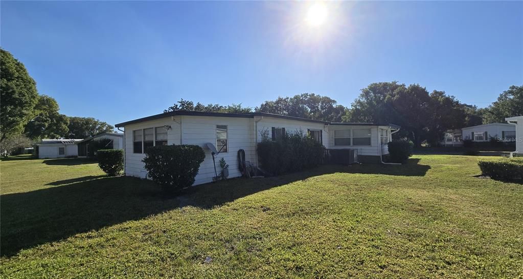 For Sale: $115,000 (2 beds, 2 baths, 1676 Square Feet)