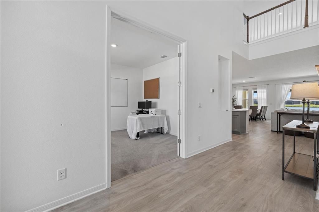 Active With Contract: $1,175,000 (7 beds, 4 baths, 4838 Square Feet)