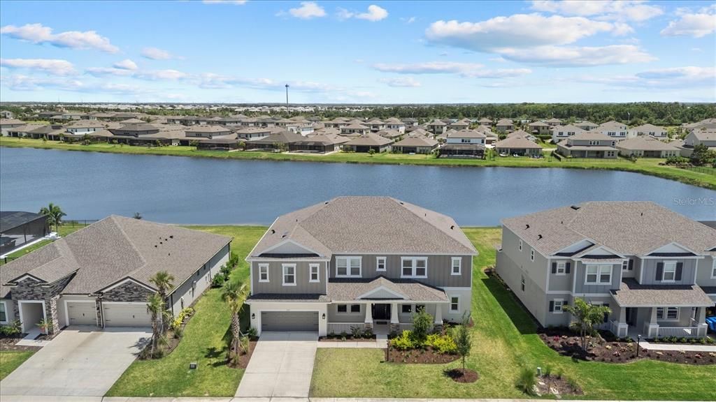 Active With Contract: $1,175,000 (7 beds, 4 baths, 4838 Square Feet)