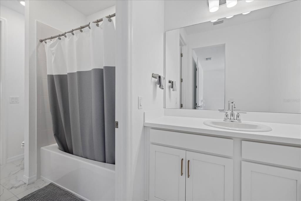 Active With Contract: $1,175,000 (7 beds, 4 baths, 4838 Square Feet)