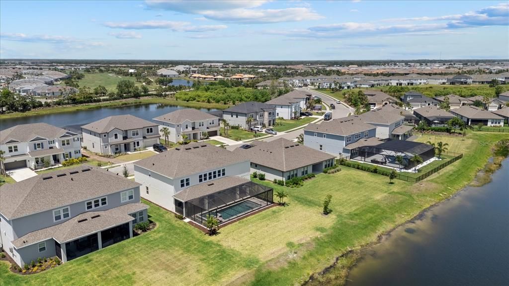 Active With Contract: $1,175,000 (7 beds, 4 baths, 4838 Square Feet)