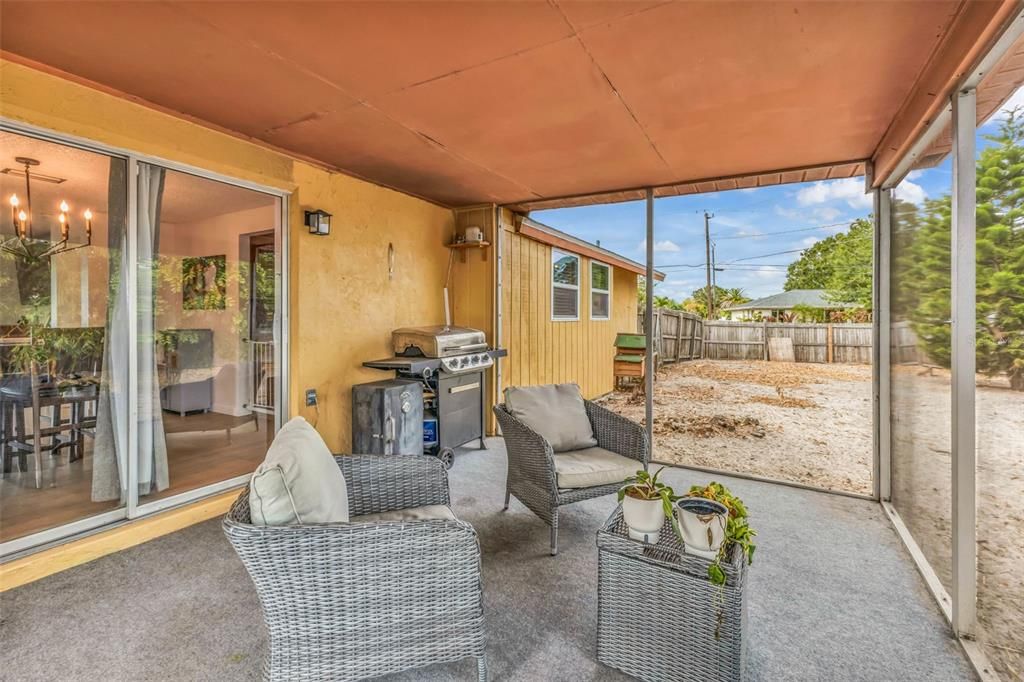 En Venta: $215,000 (2 camas, 2 baños, 1200 Pies cuadrados)