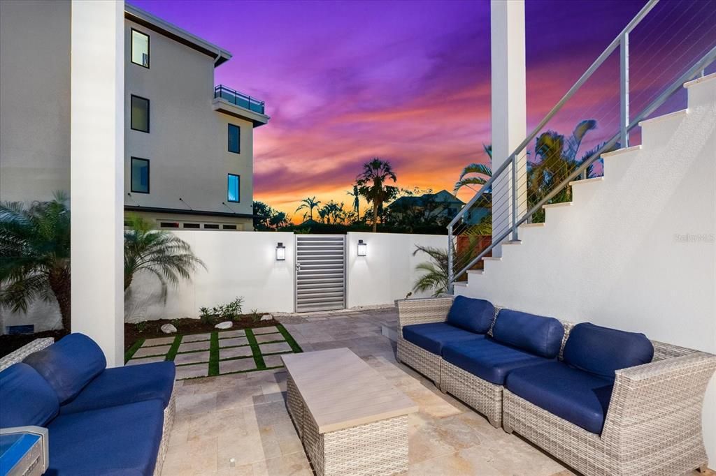 En Venta: $2,250,000 (4 camas, 3 baños, 2971 Pies cuadrados)