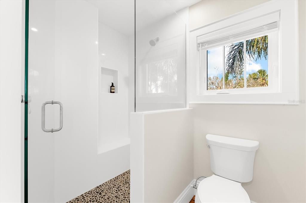 En Venta: $2,250,000 (4 camas, 3 baños, 2971 Pies cuadrados)