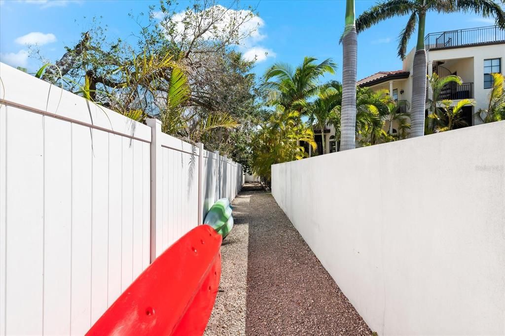 En Venta: $2,250,000 (4 camas, 3 baños, 2971 Pies cuadrados)