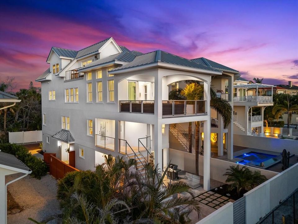 En Venta: $2,250,000 (4 camas, 3 baños, 2971 Pies cuadrados)