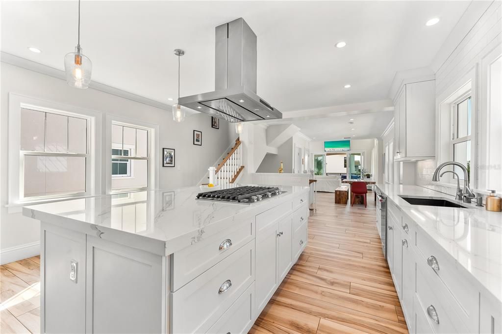 En Venta: $2,250,000 (4 camas, 3 baños, 2971 Pies cuadrados)