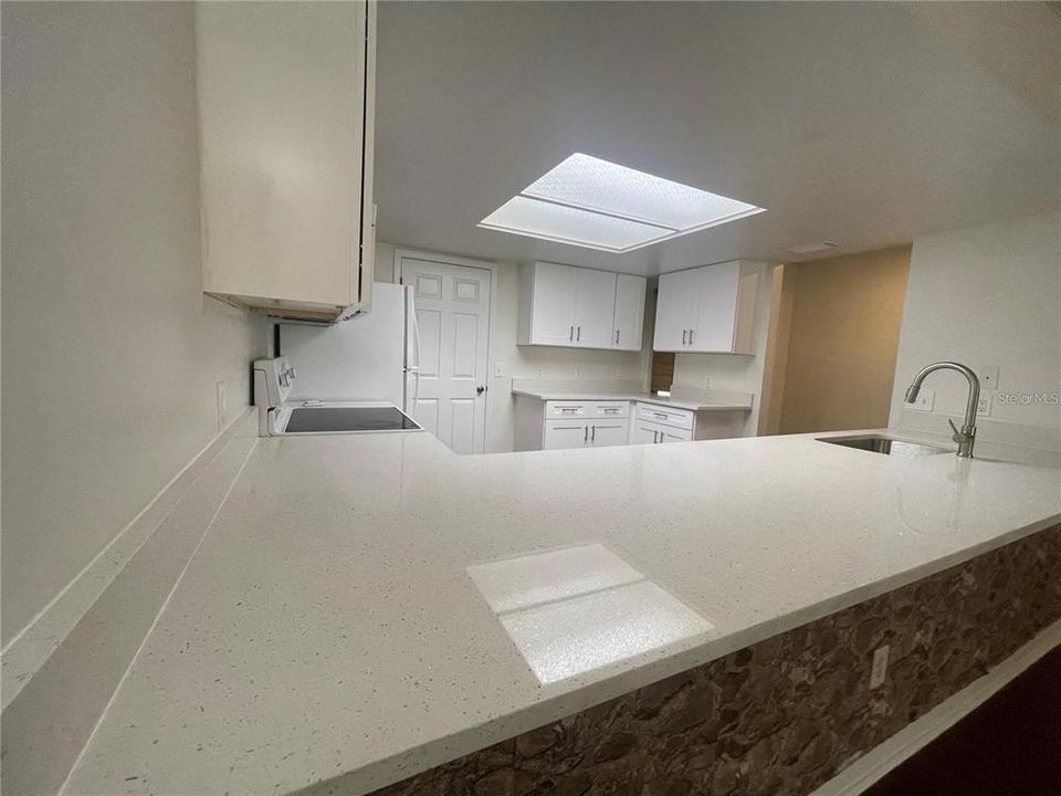 For Rent: $2,000 (2 beds, 2 baths, 1166 Square Feet)