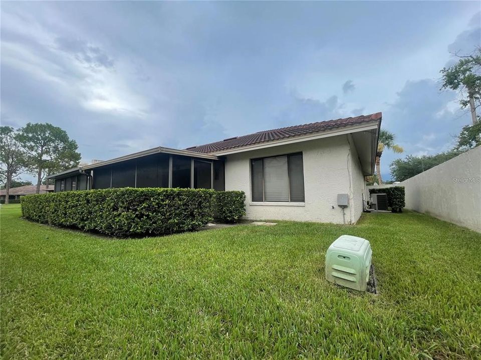 For Rent: $2,000 (2 beds, 2 baths, 1166 Square Feet)