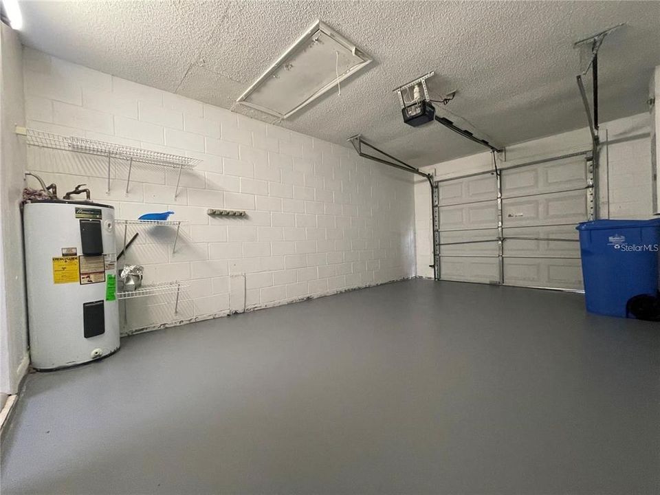 For Rent: $2,000 (2 beds, 2 baths, 1166 Square Feet)