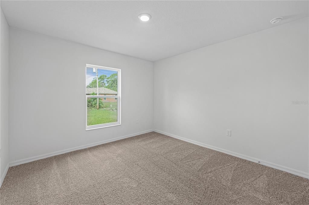 For Sale: $264,900 (3 beds, 2 baths, 1401 Square Feet)