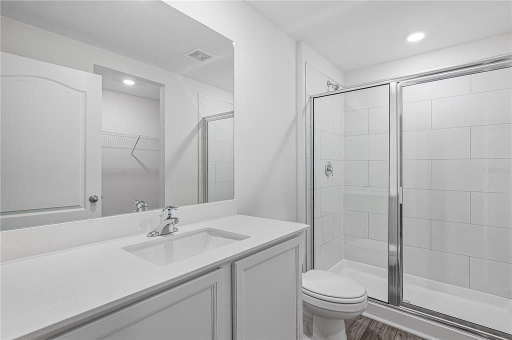 For Sale: $264,900 (3 beds, 2 baths, 1401 Square Feet)