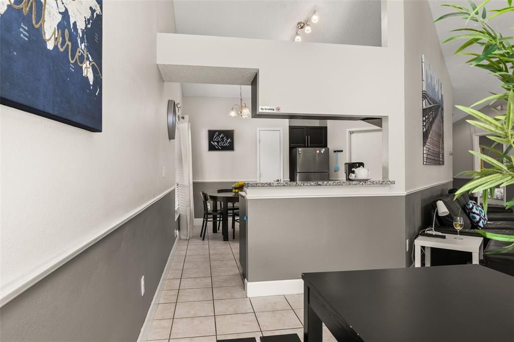 Под контрактом: $2,200 (3 спален, 2 ванн, 1419 Квадратных фут)