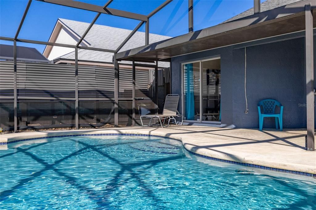 Под контрактом: $2,200 (3 спален, 2 ванн, 1419 Квадратных фут)