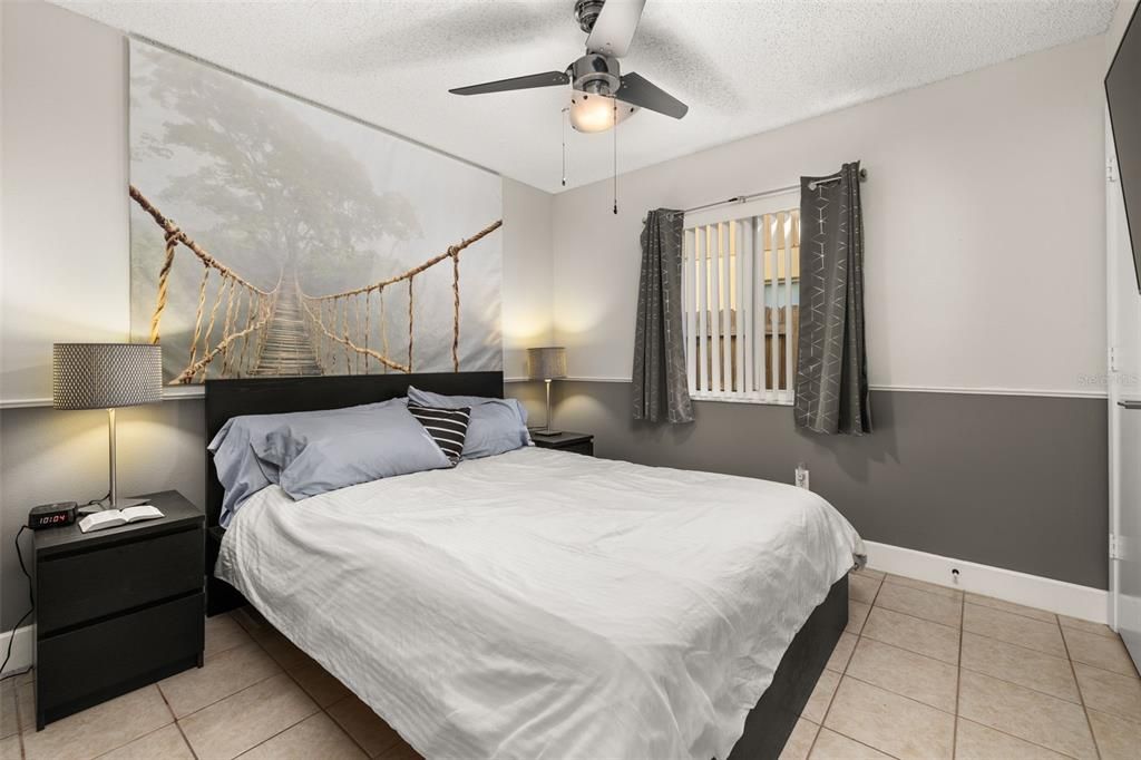 Под контрактом: $2,200 (3 спален, 2 ванн, 1419 Квадратных фут)