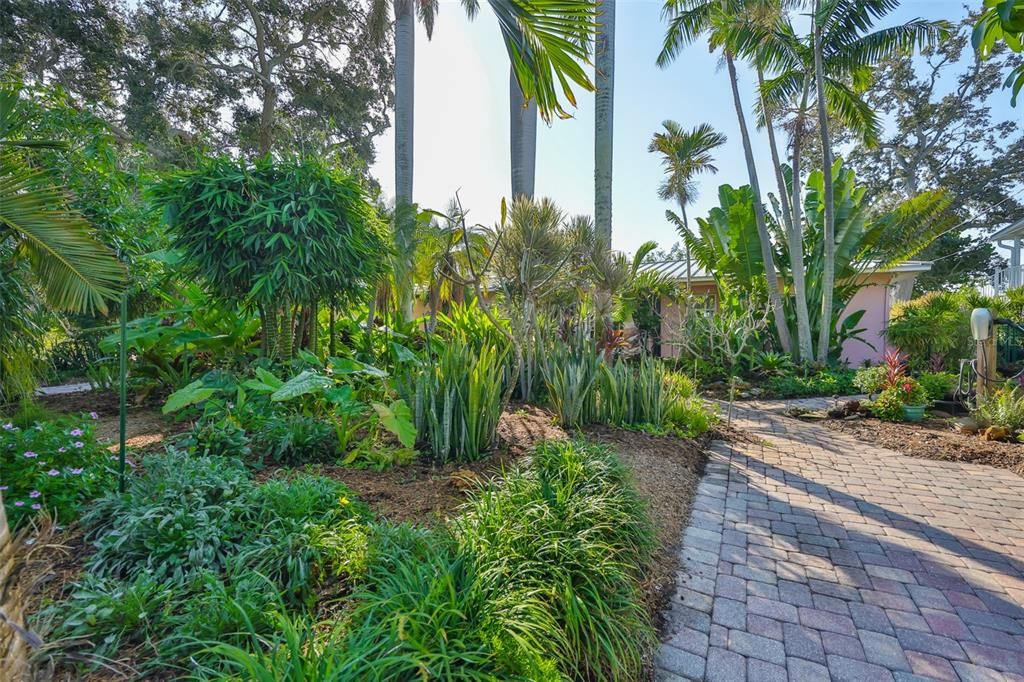 En Venta: $1,799,000 (3 camas, 3 baños, 2178 Pies cuadrados)