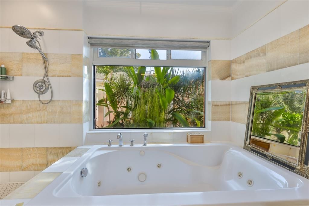 En Venta: $1,799,000 (3 camas, 3 baños, 2178 Pies cuadrados)