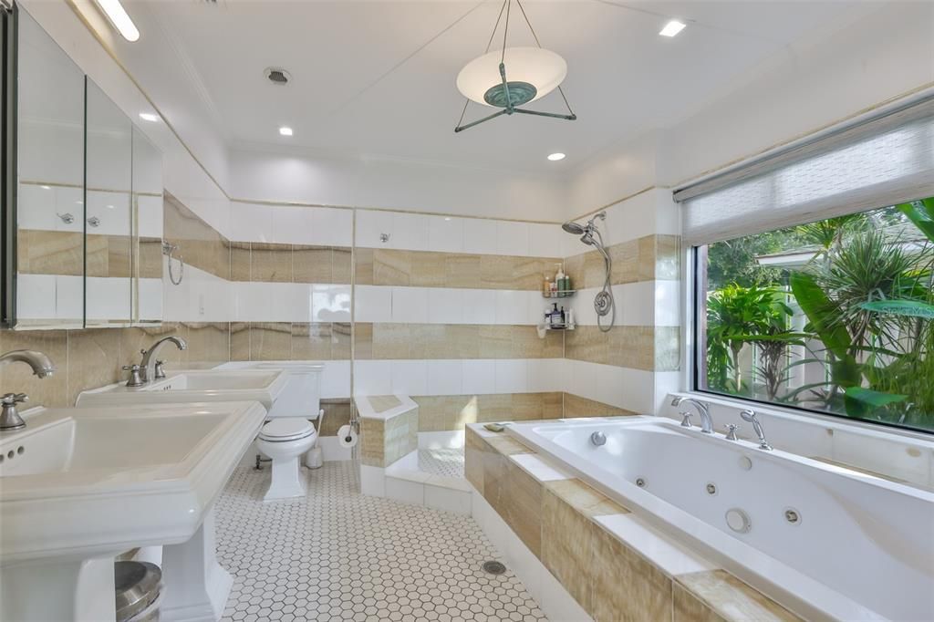 En Venta: $1,799,000 (3 camas, 3 baños, 2178 Pies cuadrados)